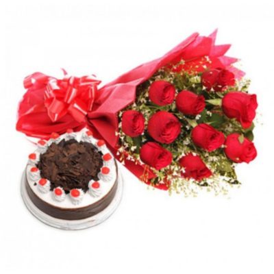Black-Forest 500gm 12 Red Roses